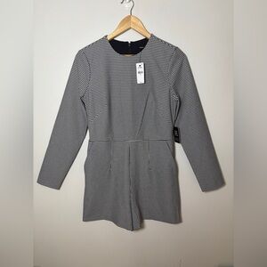 Express Women’s Long Sleeve Crew Neck Crepe Houndstooth Romper Size 6